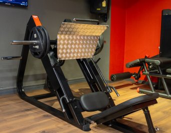 Roots Fitness Spa